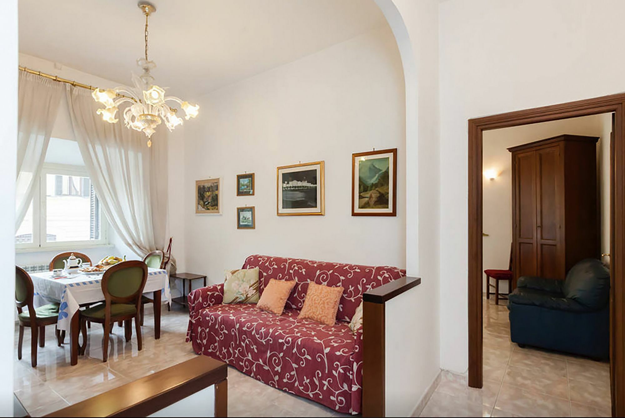 Caterina One O One - Embassy Apartment โรม ภายนอก รูปภาพ