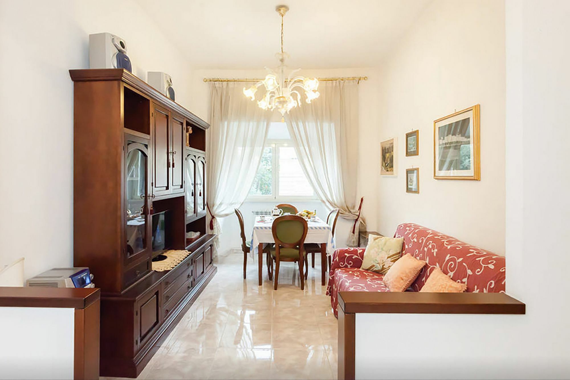 Caterina One O One - Embassy Apartment โรม ภายนอก รูปภาพ