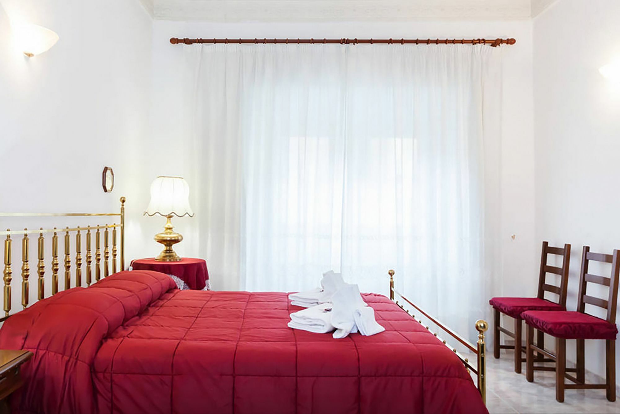 Caterina One O One - Embassy Apartment โรม ภายนอก รูปภาพ